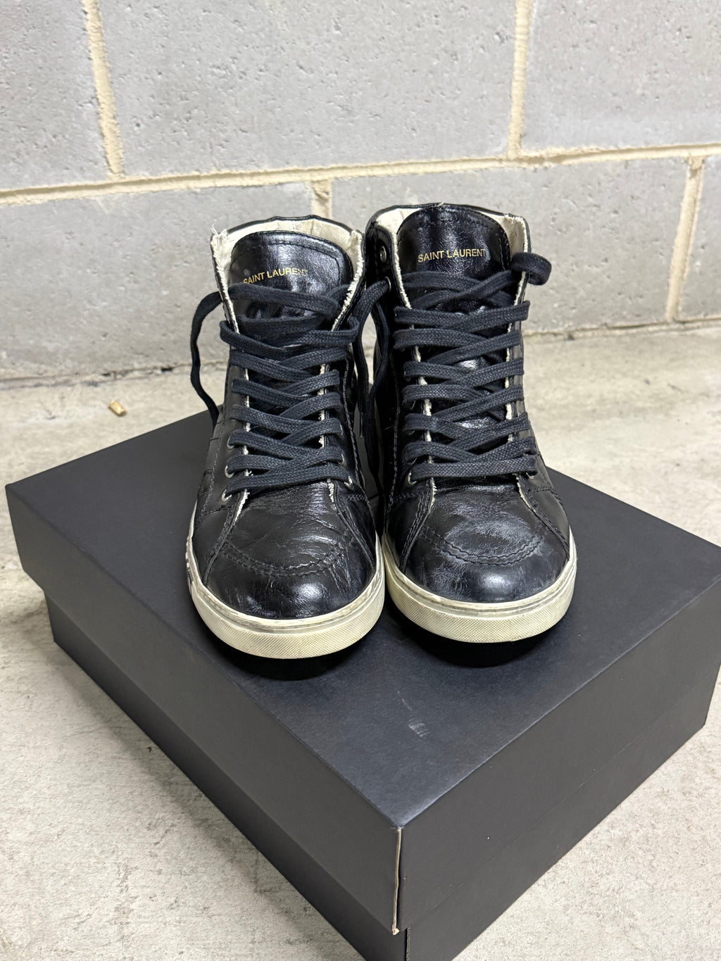 Saint Laurent Paris '1971 Bad Lieutenant' High Top Sneakers